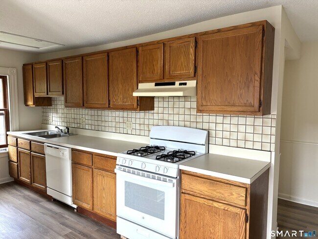 Foto del edificio - 1310 Stanley St