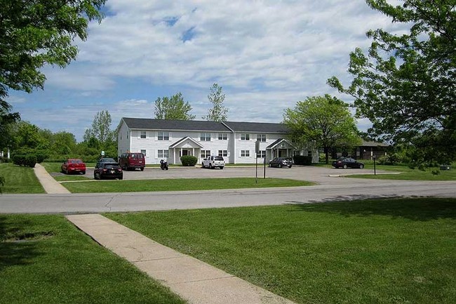 Building Photo - Sanborn Meadow Apartments