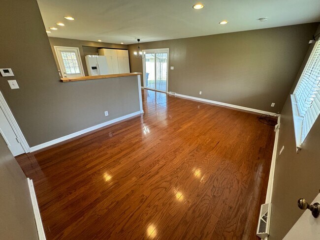 Foto del edificio - 3 Bedroom- Upper Arlington area