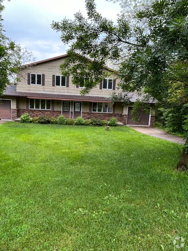 South Valley Apartments for Rent River Falls, WI 1 Rentals