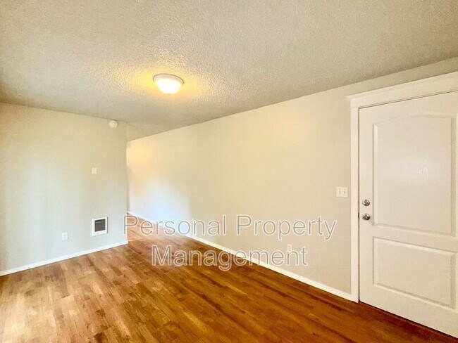 Foto del edificio - 4604 NE 137th Ave