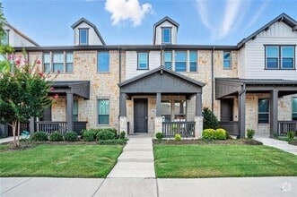 Building Photo - 6441 Iron Horse Blvd