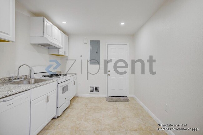 Foto del edificio - 1447 N Mountain Ave
