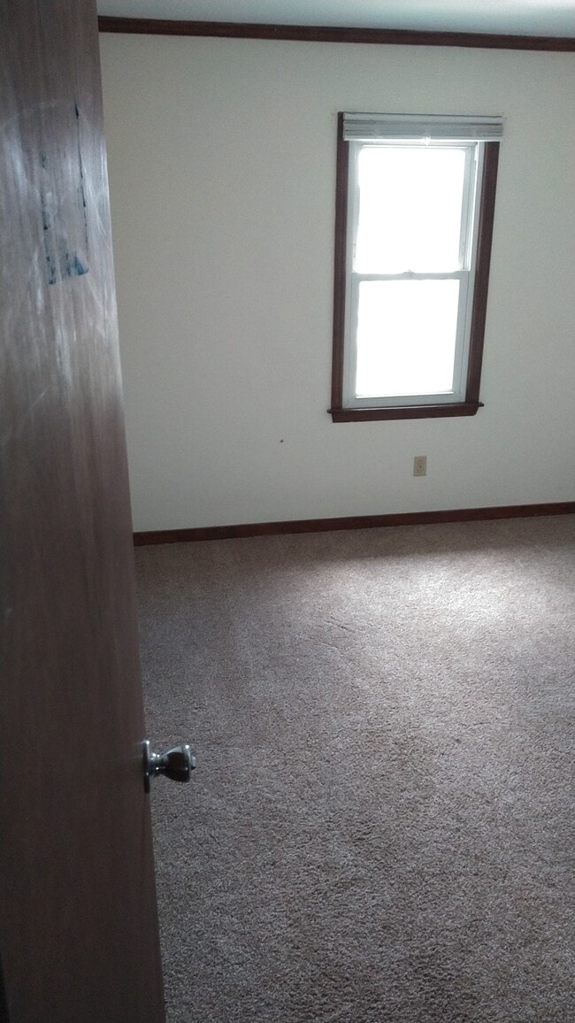 Building Photo - 109 Kim Ave
