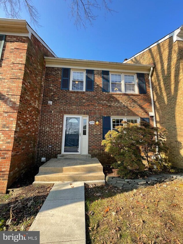 Primary Photo - 7328 Glendower Ct
