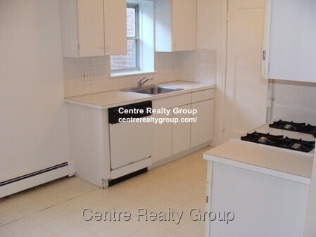 Building Photo - 497 Centre St