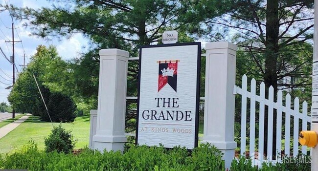 Foto del edificio - 113 Lionheart Ln