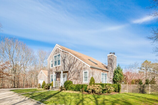 Building Photo - 27 Dawnwood Ln