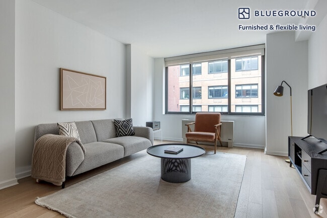Building Photo - 535 W 23rd St