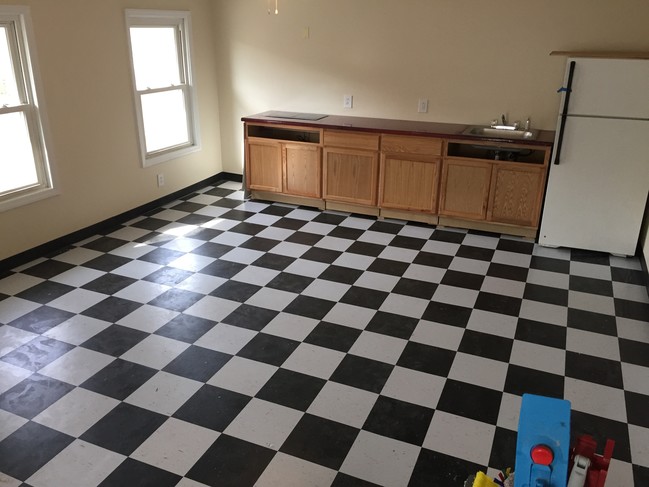 Kitchen - 1127 Main St