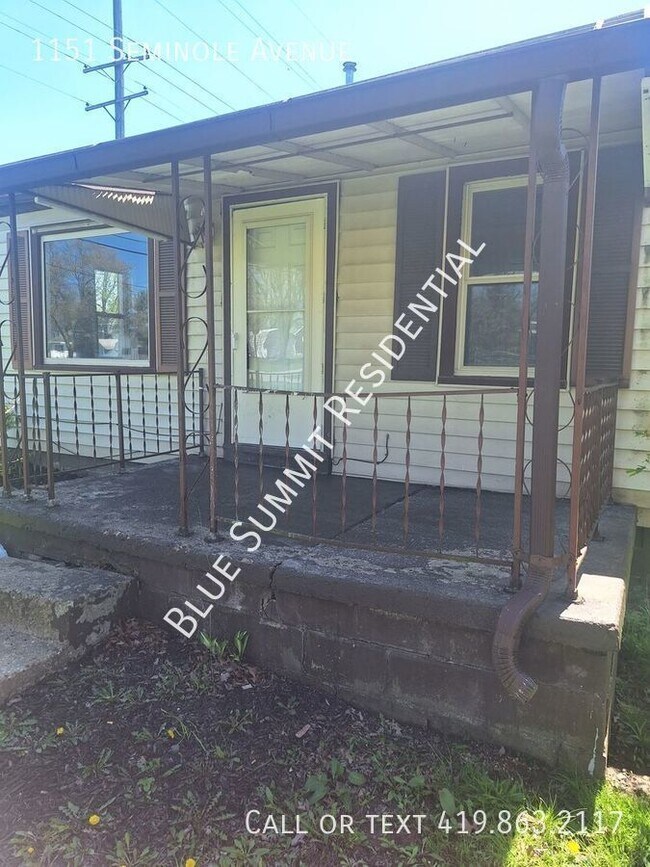 Building Photo - Adorable 2 Bedroom Ranch