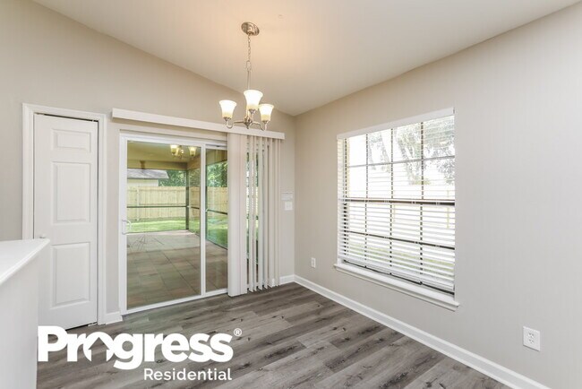 Building Photo - 1042 Glenharbor Cir