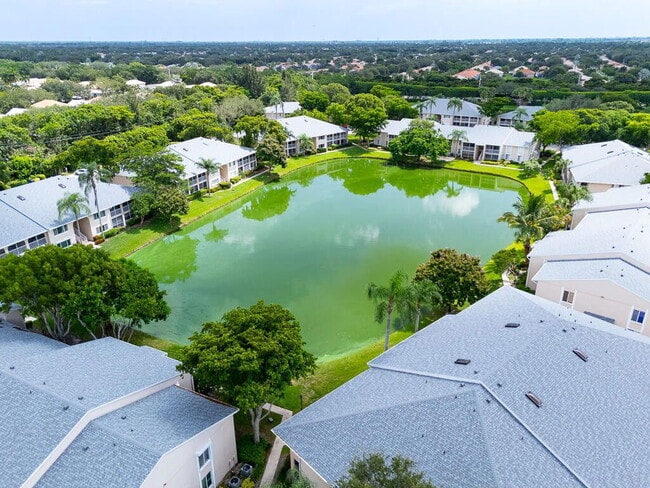 Photo - 13810 Oneida Dr Apartment