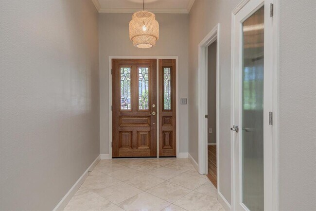 Building Photo - 6530 Needham Ln