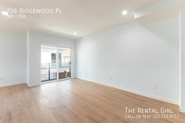 Foto del edificio - 756 N Ridgewood Pl