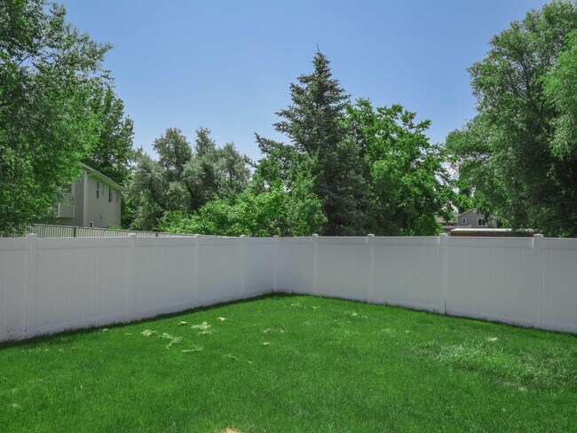 Building Photo - 288 S 1150 W