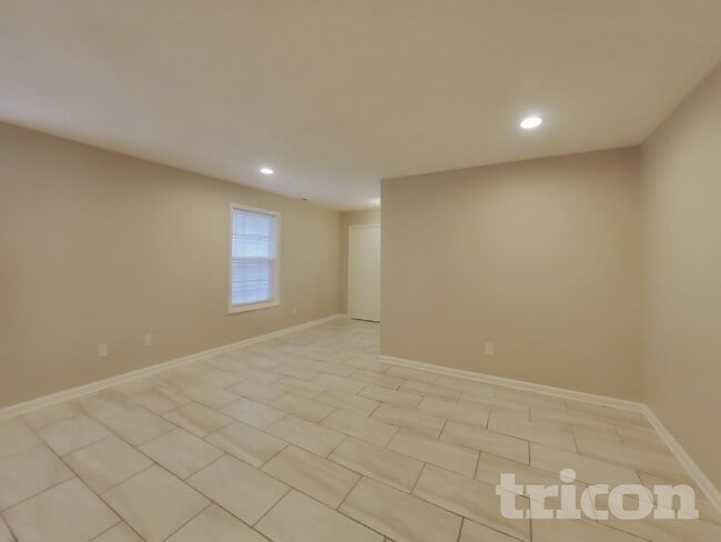 Foto del edificio - 12298 Wolf Run Rd