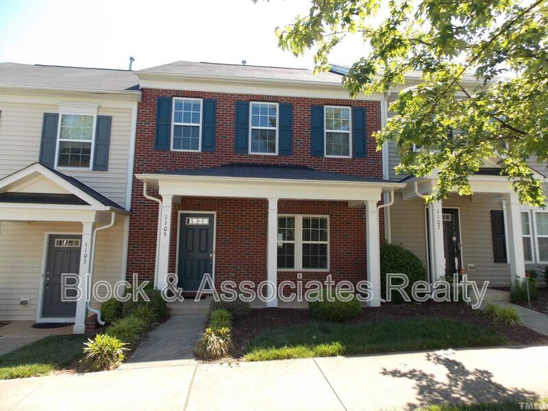 Primary Photo - 1105 Ileagnes Rd