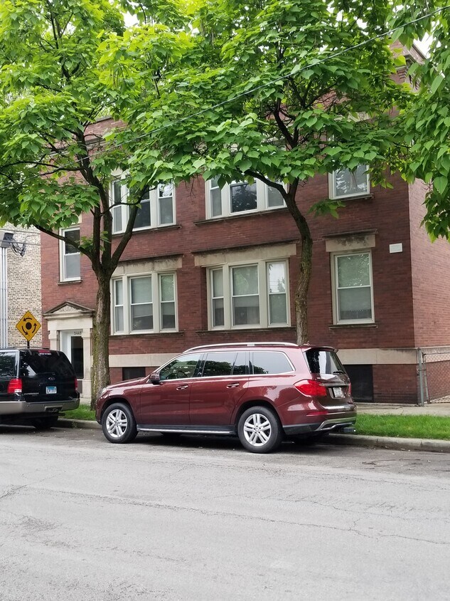 Primary Photo - 3445 N Wolcott Ave
