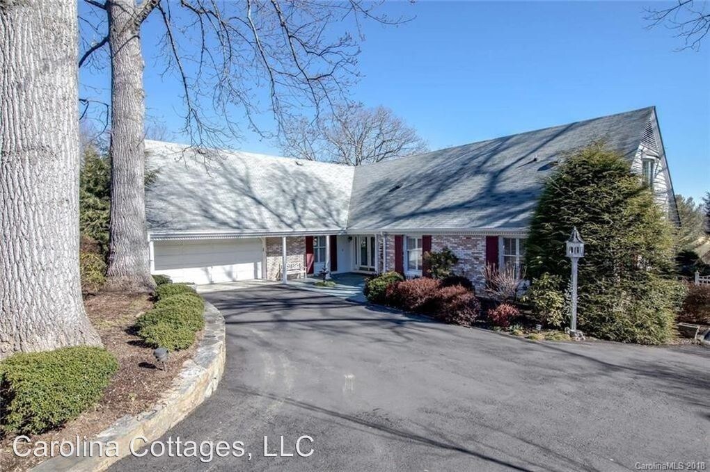 Primary Photo - 4 br, 3.5 bath House - 1905 Country Club Road