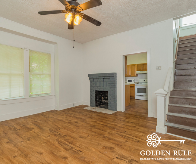 Foto del edificio - 812 NW 4th Pl