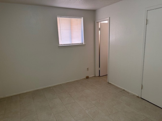 Building Photo - 3719 Tiffany Dr