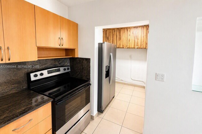 Foto del edificio - 1255 W 64th Terrace