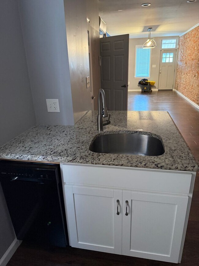 Foto del edificio - 2 bedroom, 1.5 bath home in Wilmington