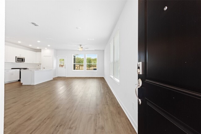 Building Photo - 3039 Dovedale St