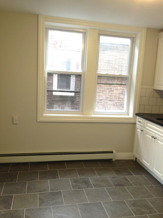 Building Photo - 223 Harrison Ave