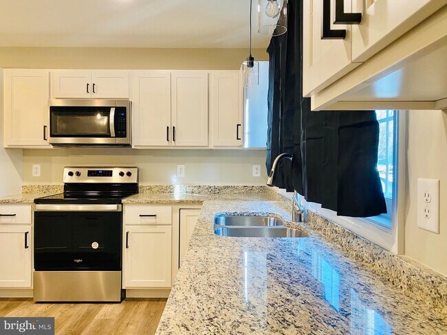 Building Photo - 109 NW 3rd St