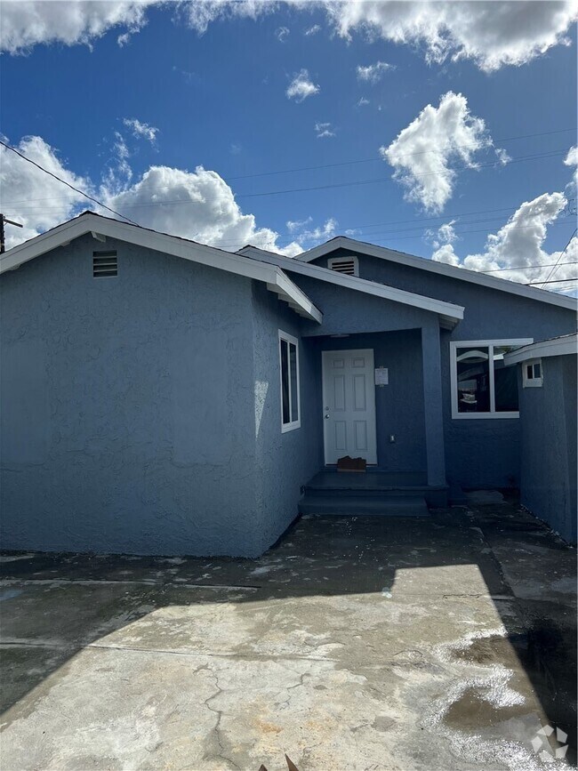 Apartments for Rent in 90001