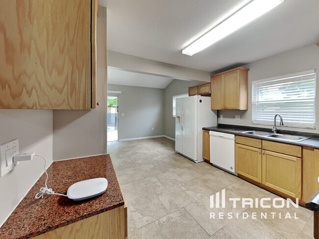 Foto del edificio - 111 Ravenway Dr
