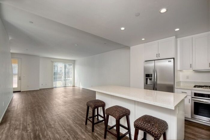 Primary Photo - 2866 C St