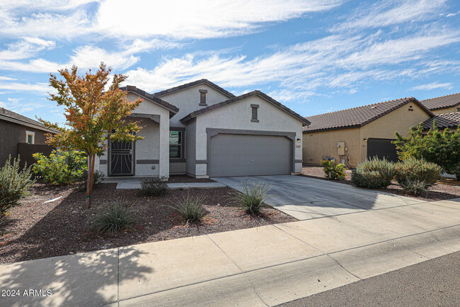 Building Photo - 19609 W Palo Verde Dr