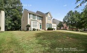 Primary Photo - 1821 Peachtree Ln