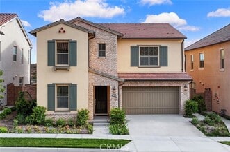 Building Photo - 206 Collino