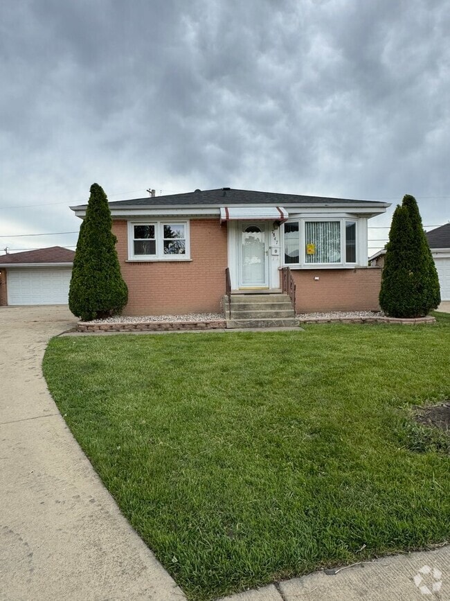 Building Photo - 7847 W Gunnison St