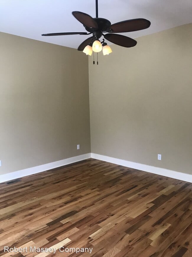 Building Photo - 3 br, 2 bath House - 1335 Christy Avenue