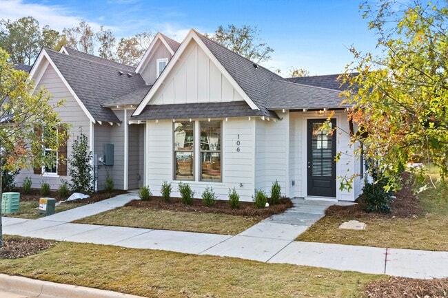 Photo - 106 Summer St Townhome