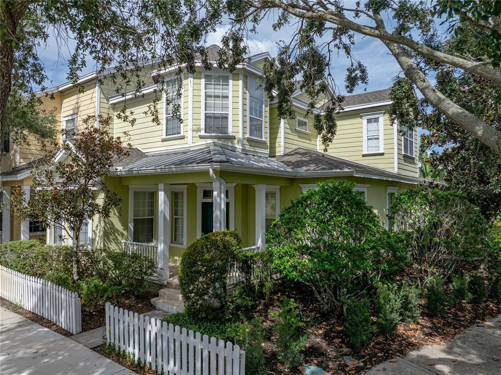 Foto principal - 6222 Hadley Commons Dr