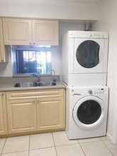 Building Photo - 2050 Oleander Blvd