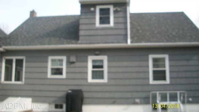 Foto del edificio - 3 br, 2 bath House - 4 Carleton Dr.