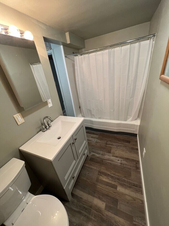 Foto del edificio - 1925 6th Ave S