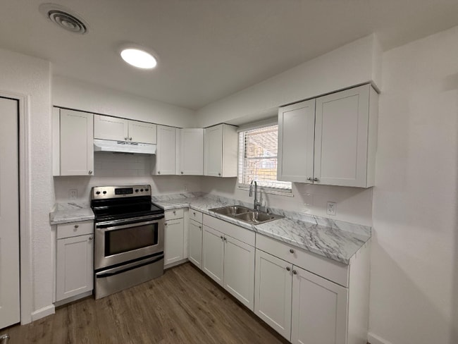 Foto del edificio - 4410 Moana Dr