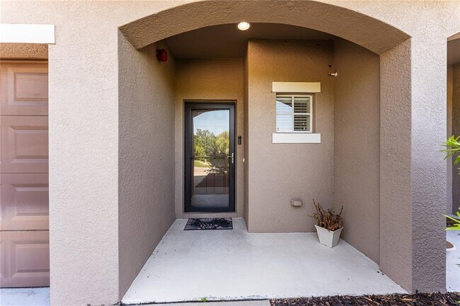 Foto del edificio - 1346 Grantham Dr