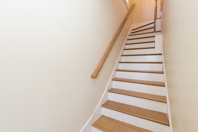 Foto del edificio - 9 Rock Valley Ave