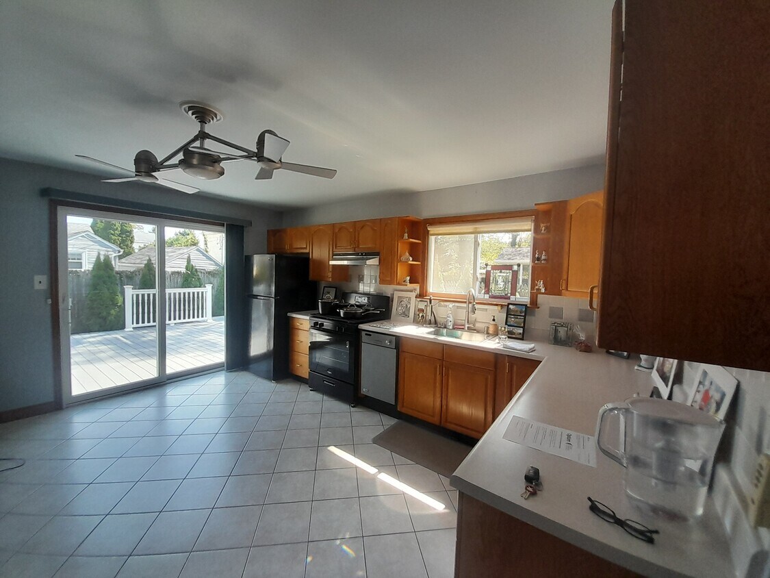 Foto principal - 198 Oak Neck Rd