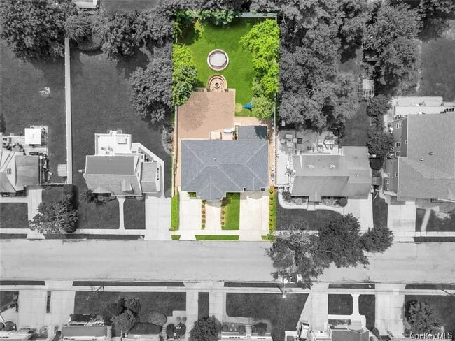 Building Photo - 2694 Forest Ave