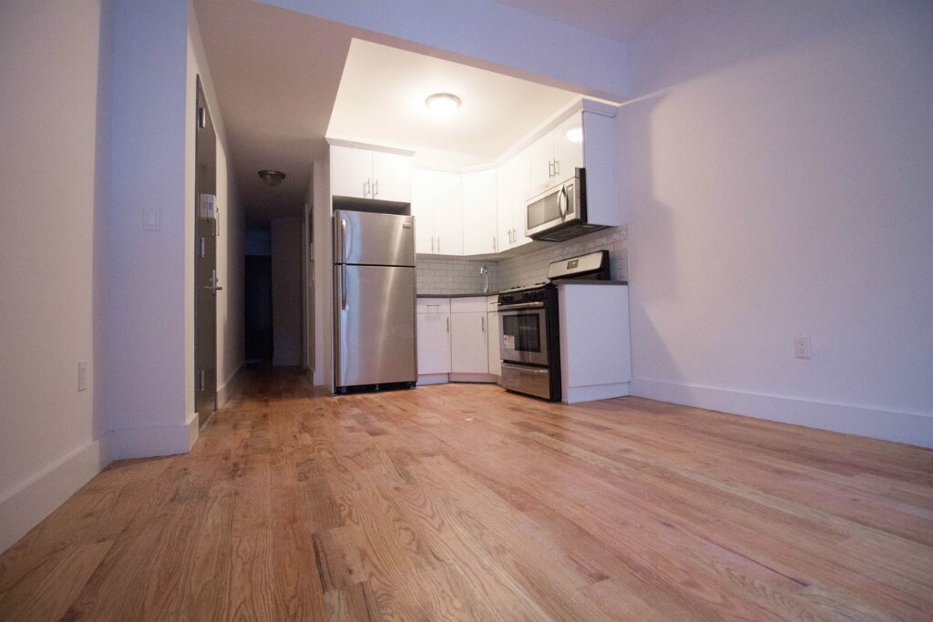 Primary Photo - 493 Prospect Pl